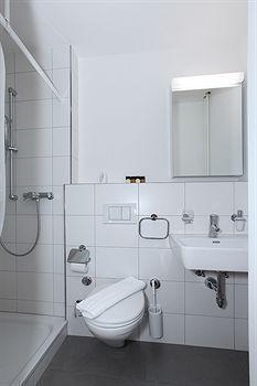Apartament Swiss Star West End - Contactless Self Check-In Zurych Zewnętrze zdjęcie